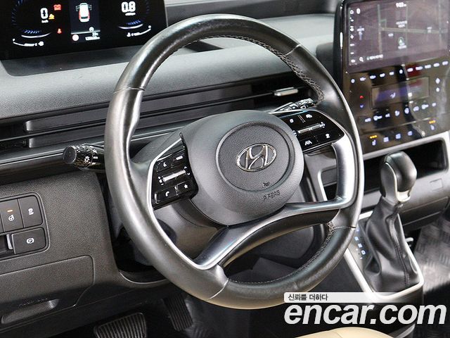 Hyundai Staria 2022 — photo 6