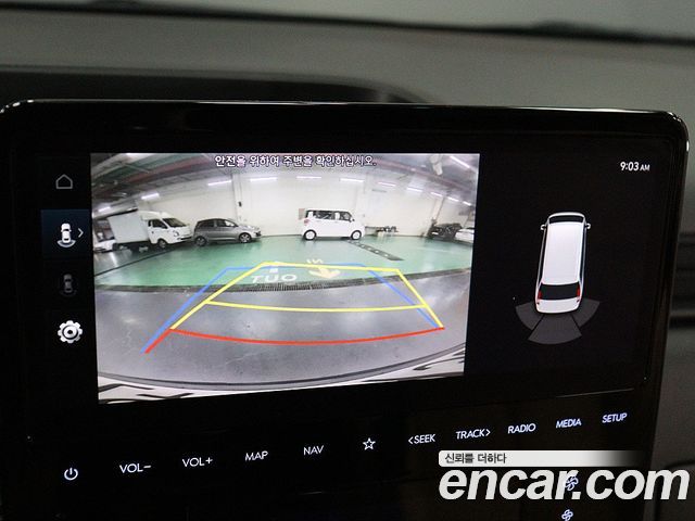 Hyundai Staria 2022 — photo 10