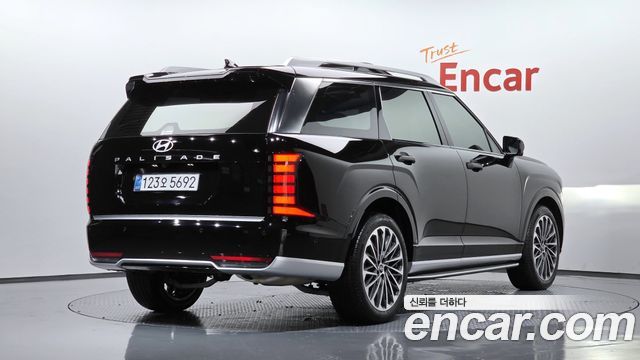 Hyundai Palisade 2025 — photo 2