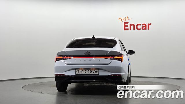 Hyundai AVANTE 2023 — photo 4