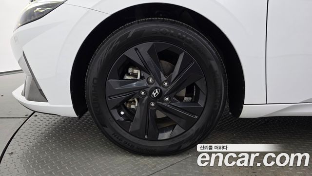 Hyundai AVANTE 2023 — photo 5
