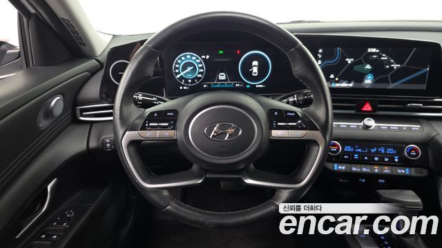 Hyundai AVANTE 2023 — photo 19