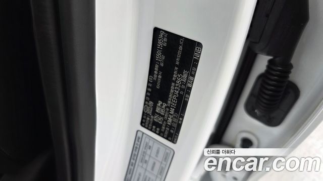 Hyundai AVANTE 2023 — photo 32