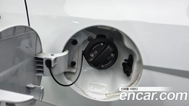 Hyundai AVANTE 2023 — photo 33