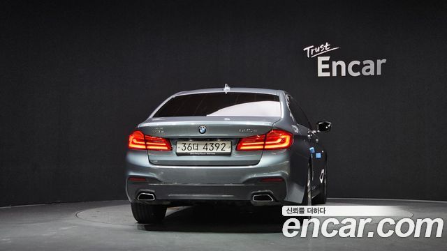 BMW 5-Series 2018 — photo 4