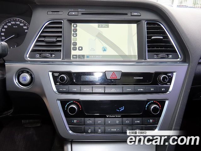Hyundai Sonata 2015 — photo 13
