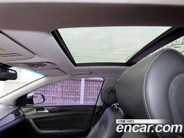 Hyundai Sonata 2015 — photo 19