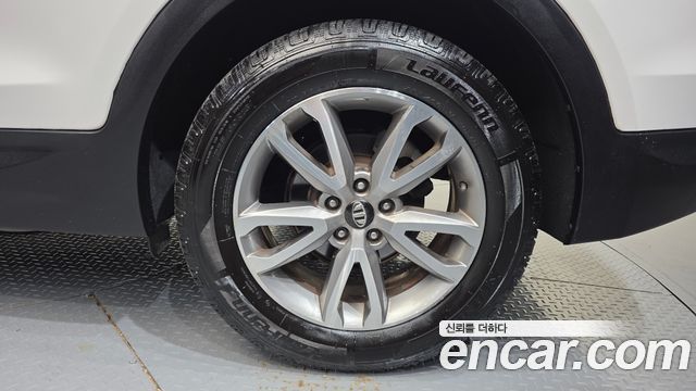 Hyundai Santafe 2015 — photo 7
