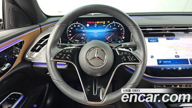 Mercedes-Benz E-Class 2026 — photo 19