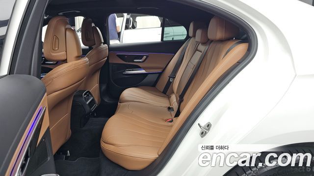 Mercedes-Benz E-Class 2026 — photo 16