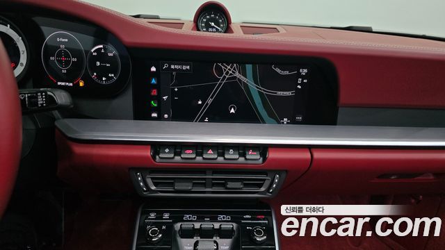 Porsche 911 2022 — photo 15