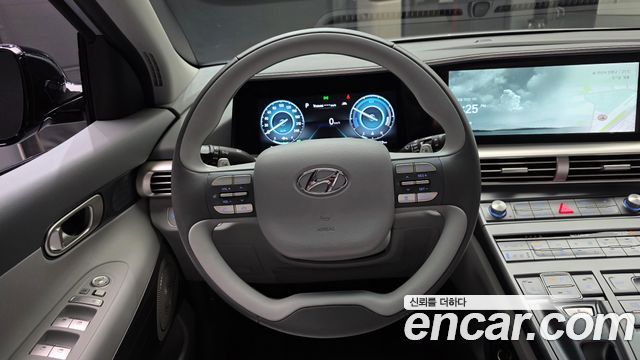 Hyundai Nexo 2023 — photo 19