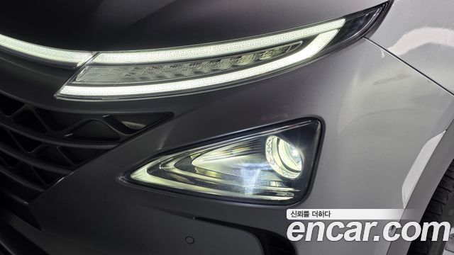 Hyundai Nexo 2023 — photo 8