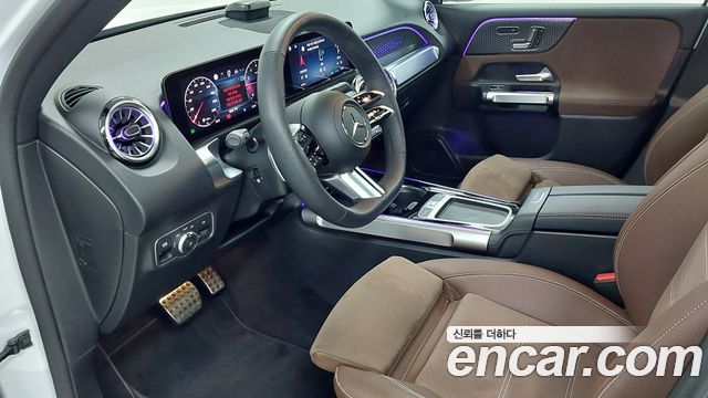Mercedes-Benz GLB-Class 2026 — photo 14