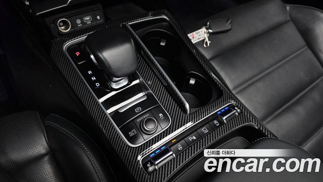 Kia Stinger 2019 — photo 12