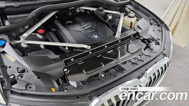 BMW X7 2021 — photo 6