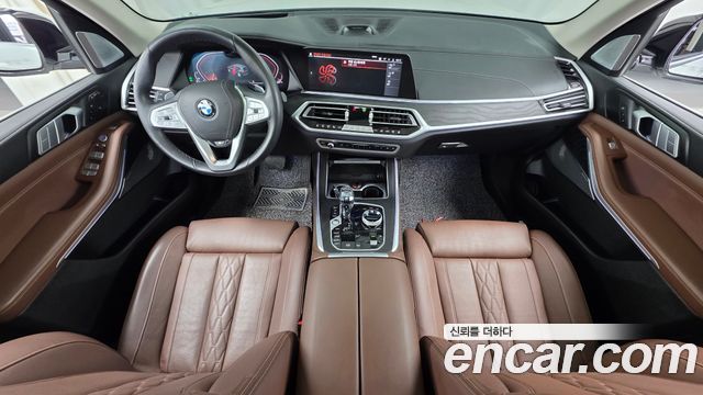 BMW X7 2021 — photo 10