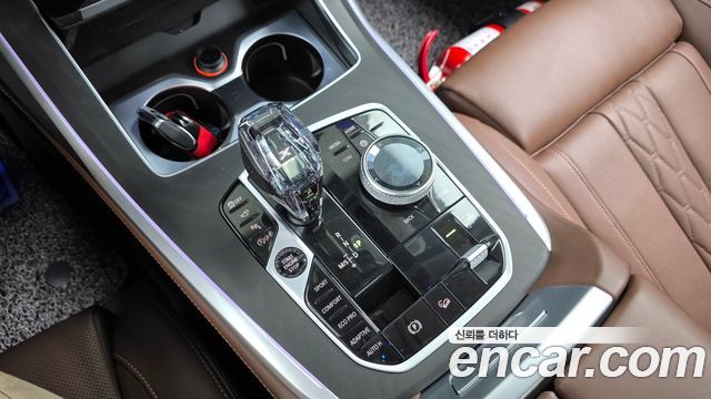 BMW X7 2021 — photo 12