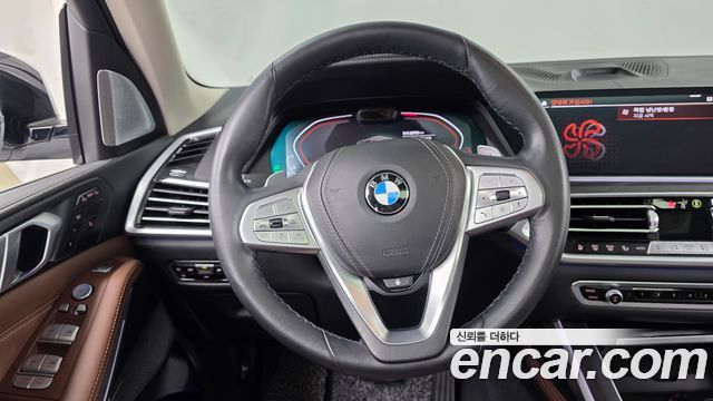BMW X7 2021 — photo 18