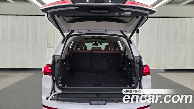 BMW X7 2021 — photo 26