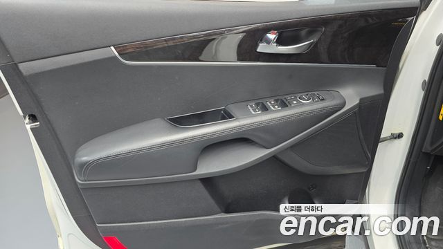 Kia Sorento 2016 — photo 14