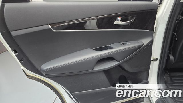 Kia Sorento 2016 — photo 15