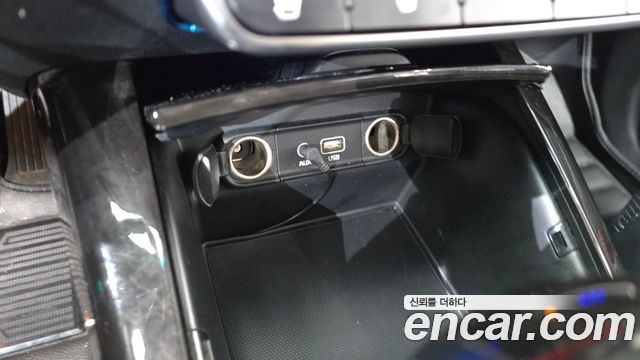 Kia Sorento 2016 — photo 32