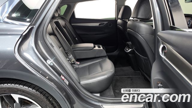 Hyundai Grandeur 2022 — photo 17