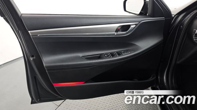Hyundai Grandeur 2022 — photo 14