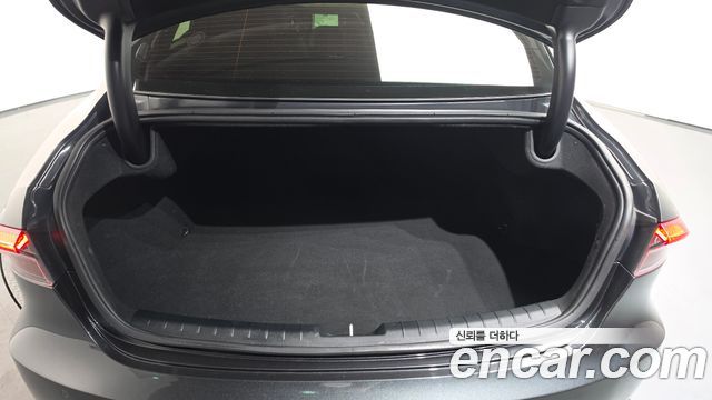 Hyundai Grandeur 2022 — photo 29