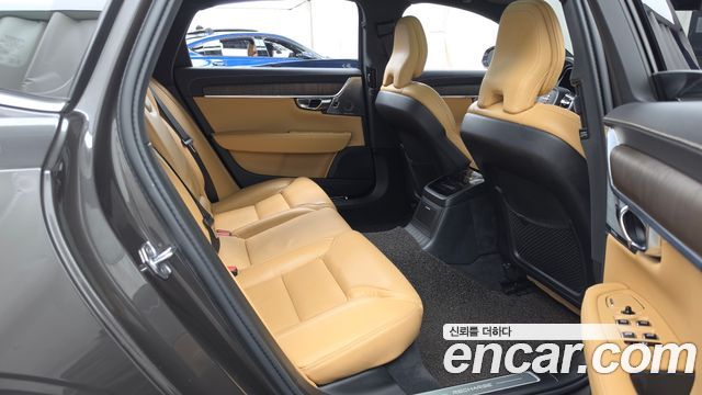 Volvo S90 2021 — photo 18