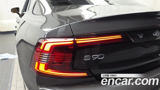 Volvo S90 2021 — photo 9