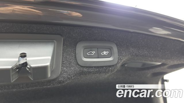 Volvo S90 2021 — photo 34