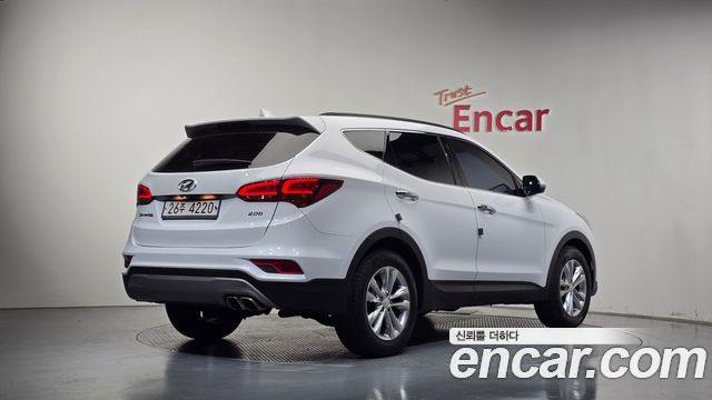 Hyundai Santafe 2018 — photo 2