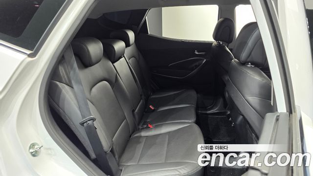 Hyundai Santafe 2018 — photo 11