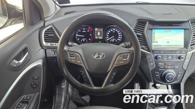 Hyundai Santafe 2018 — photo 14