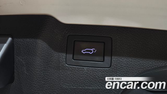 Hyundai Santafe 2018 — photo 18