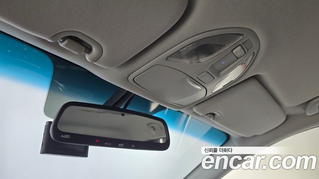 Hyundai Santafe 2018 — photo 20