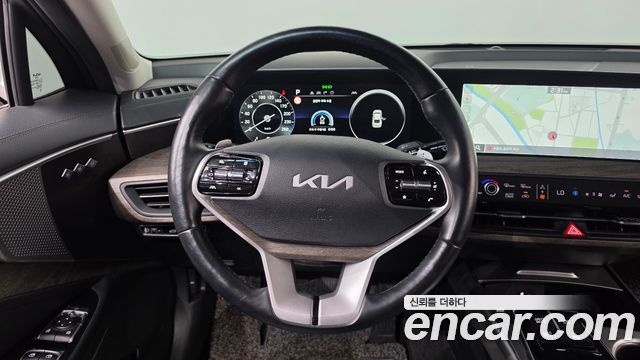 Kia K8 2022 — photo 13