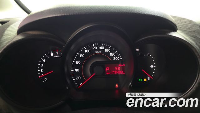 Kia RAY 2014 — photo 8