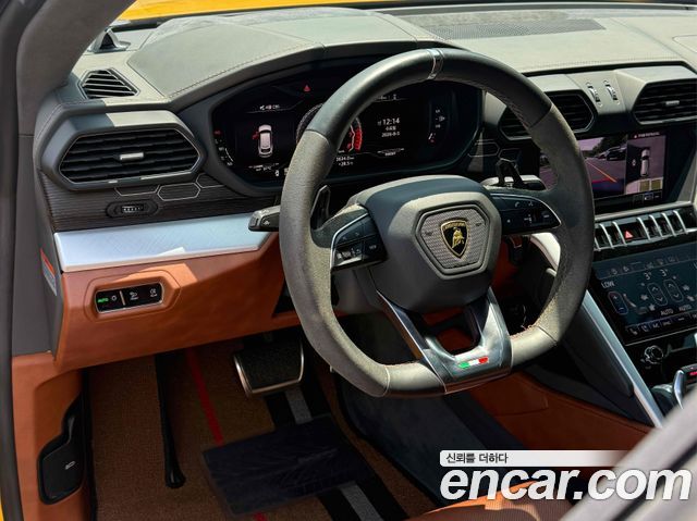 Lamborghini Urus 2019 — photo 4