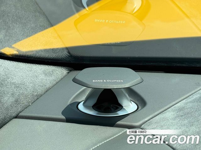 Lamborghini Urus 2019 — photo 7