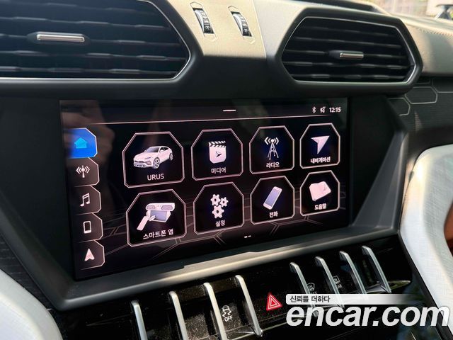 Lamborghini Urus 2019 — photo 16