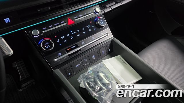 Hyundai Santafe 2024 — photo 12