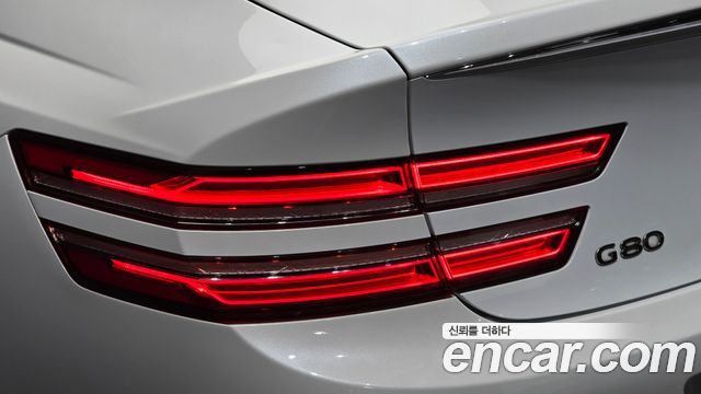 Genesis G80 2021 — photo 9