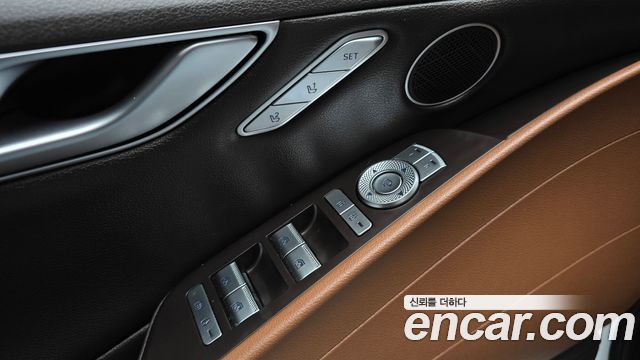 Genesis G80 2021 — photo 30