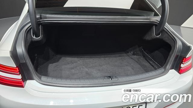 Genesis G80 2021 — photo 34