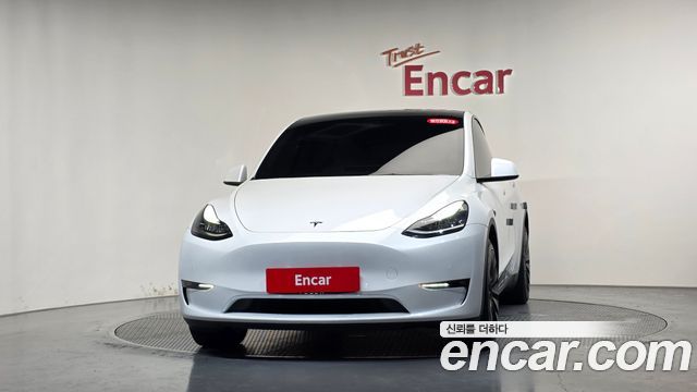 Tesla Model Y 2022 — photo 3