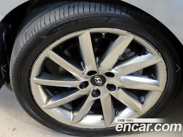 Hyundai Aslan 2016 — photo 20