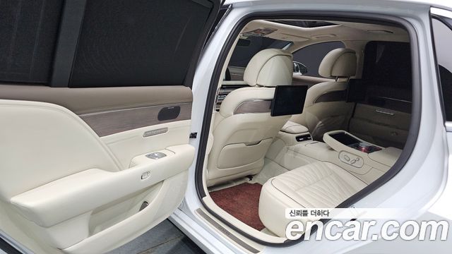 Genesis G90 2022 — photo 16